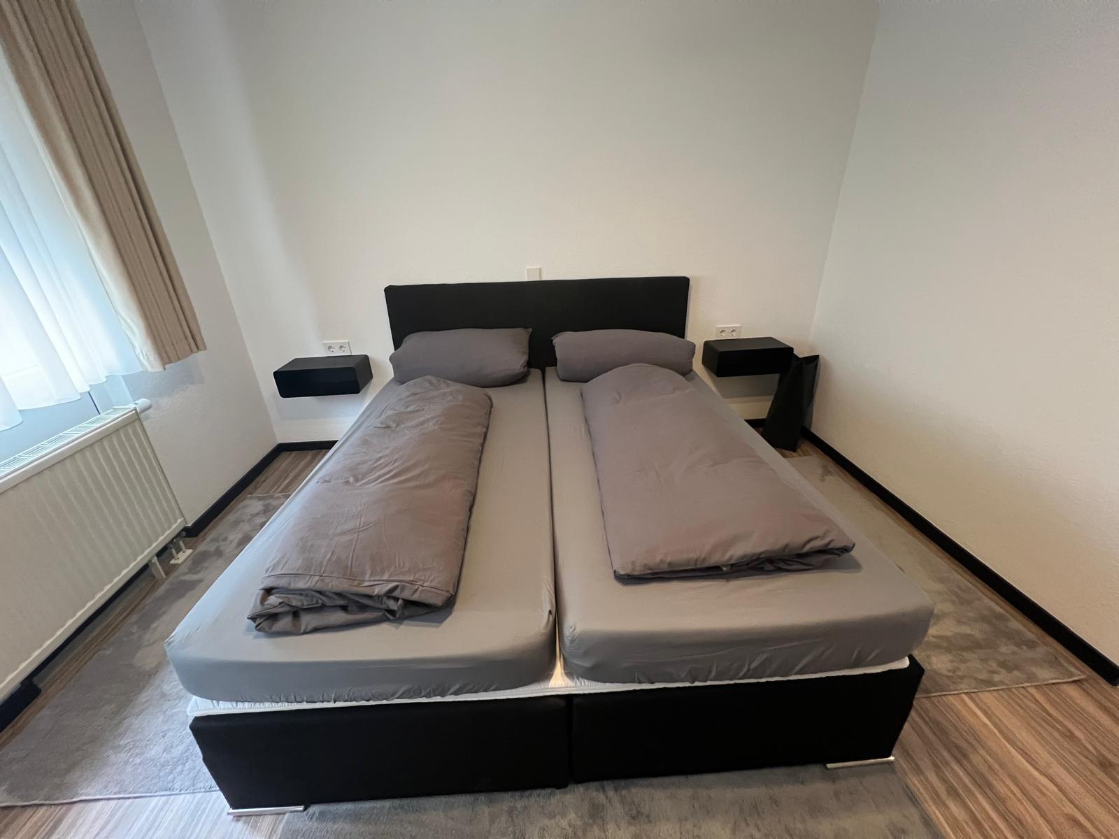 Double bed in the bedroom